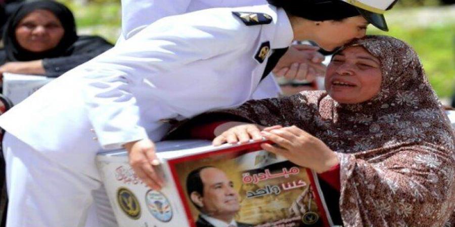 «الداخلية» تطلق مبادرة لتمكين المرأة المعيلة بالمناطق الحضارية وتوفير حياة كريمة لها| صور وفيديو - الكويت الاخباري