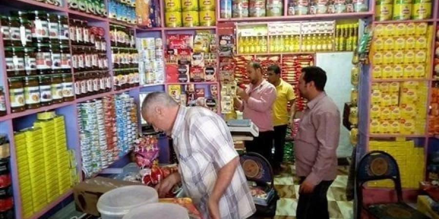 «تراجع الدولار وارتفاع الجنيه».. الفيومي يكشف أسباب تراجع الأسعار والمتوقع مستقبلًا - الكويت الاخباري