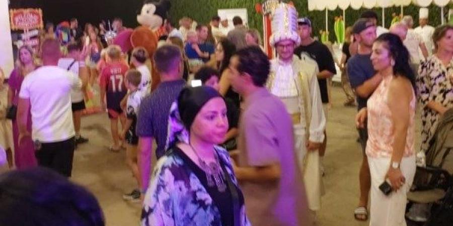 بعروض فنية عالمية.. «مهرجان الشارع» يجذب السيّاح بفنادق الغردقة ويُعزّز رسائل الأمان بالبحر الأحمر - الكويت الاخباري