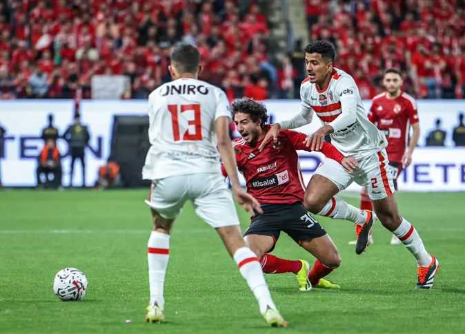 القنوات المفتوحة الناقلة لمباراة الاهلي والزمالك في السوبر الافريقي