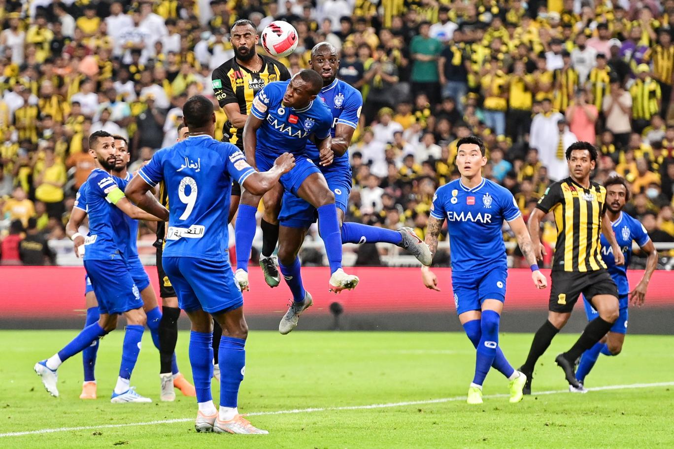 مشوار فريقي الهلال واتحاد جدة في الدوري السعودي هذا العام