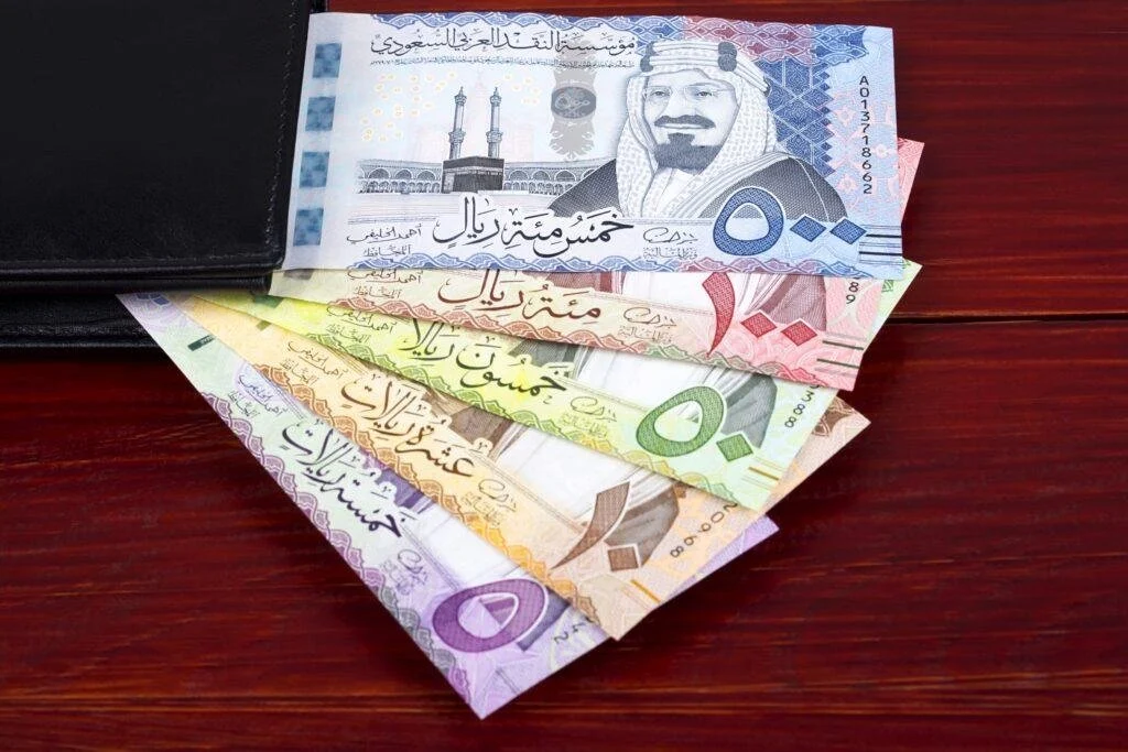 سعر الريال السعودي مقابل الجنيه المصري يؤثر على حالة المغتربين.. كم وصل اليوم؟